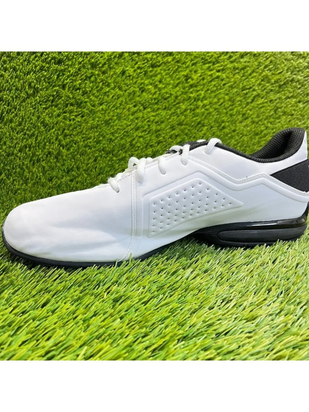 Puma Viz Runner Mens Size 11W White Athletic Running Walking Shoes Sneakers